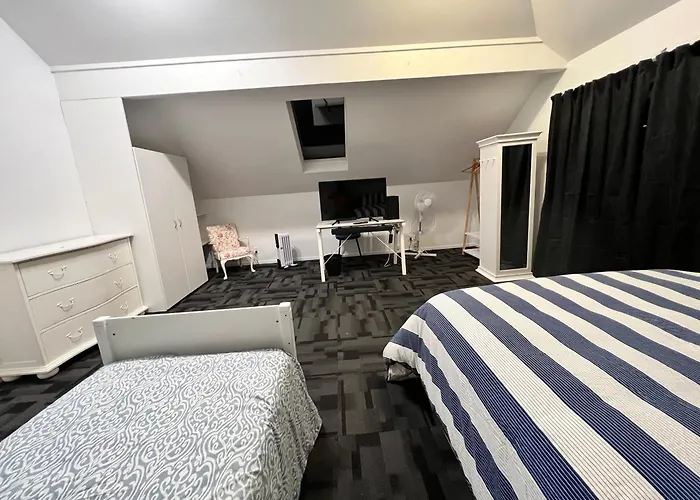 Deluxe Quadruple Room
